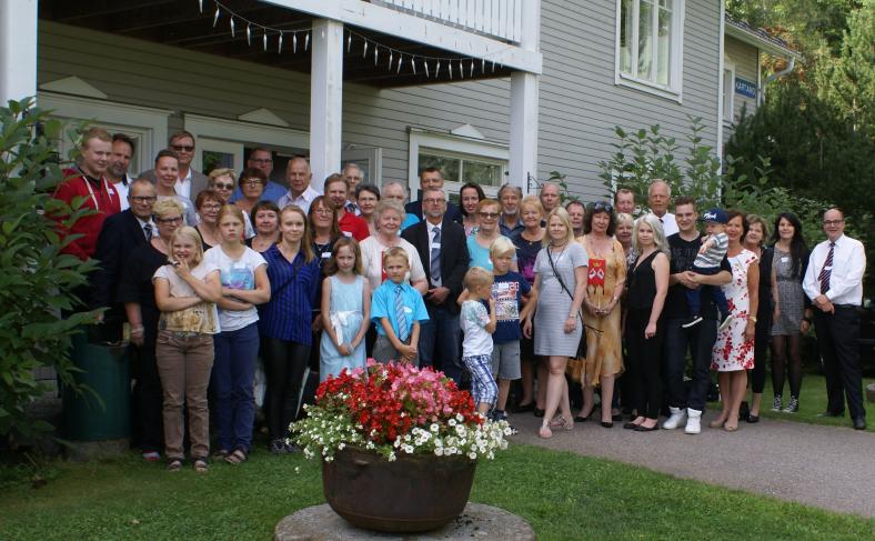 YHTEISKUVA LAUTSIALTA